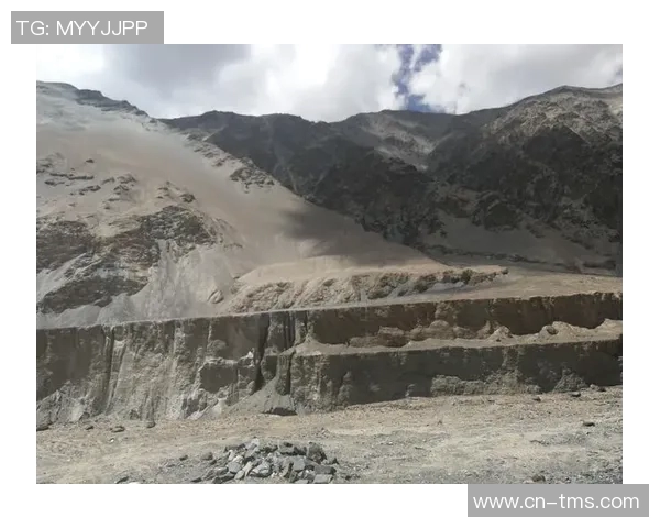 深度对话：黄军在CSGO世界中的成长与挑战之路